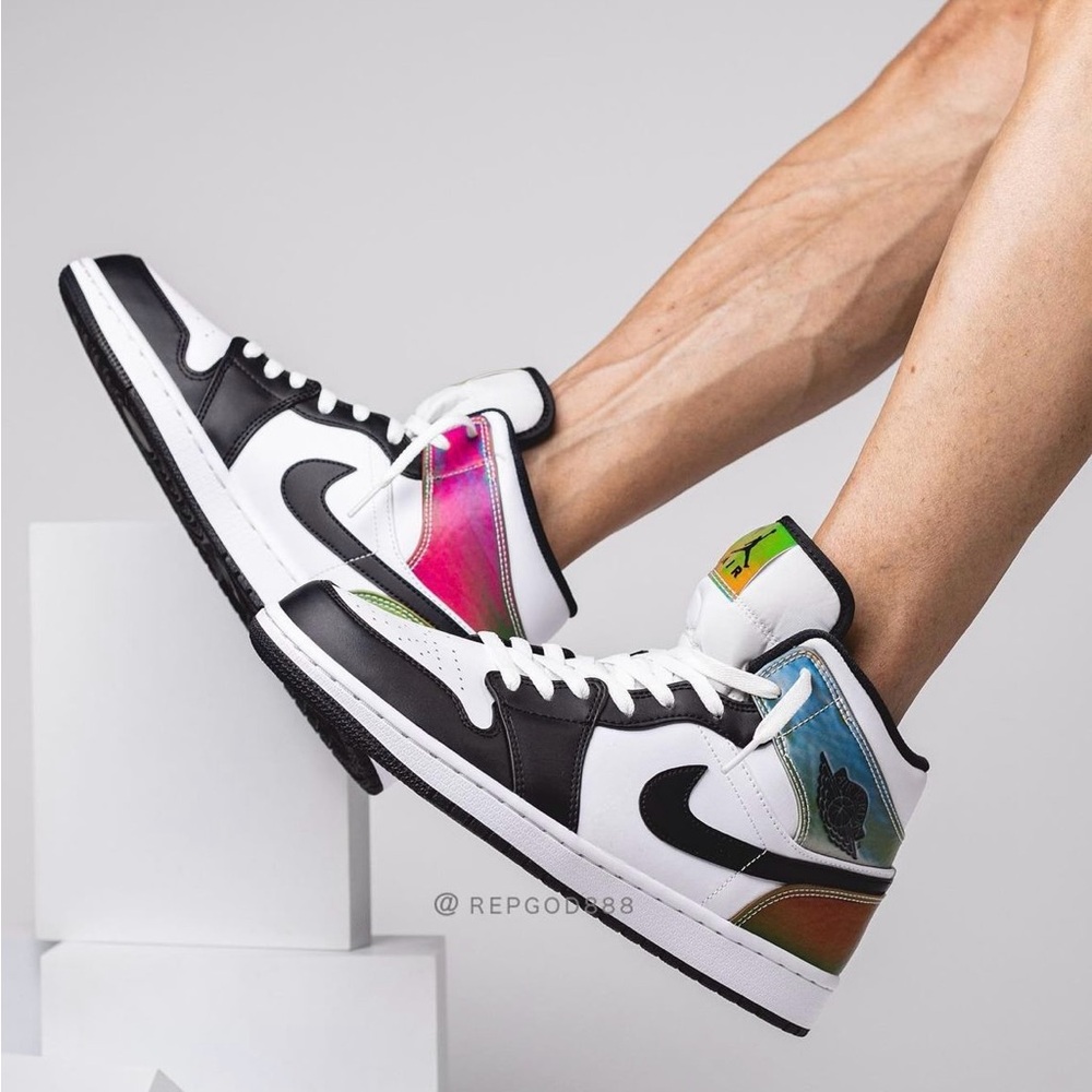 Nike AIR JORDAN 1 MID SE “Heat Reactive" Special Edition Men’s Sneakers